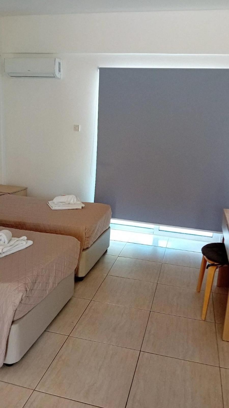 Napa Charles Apts أيا نابا المظهر الخارجي الصورة