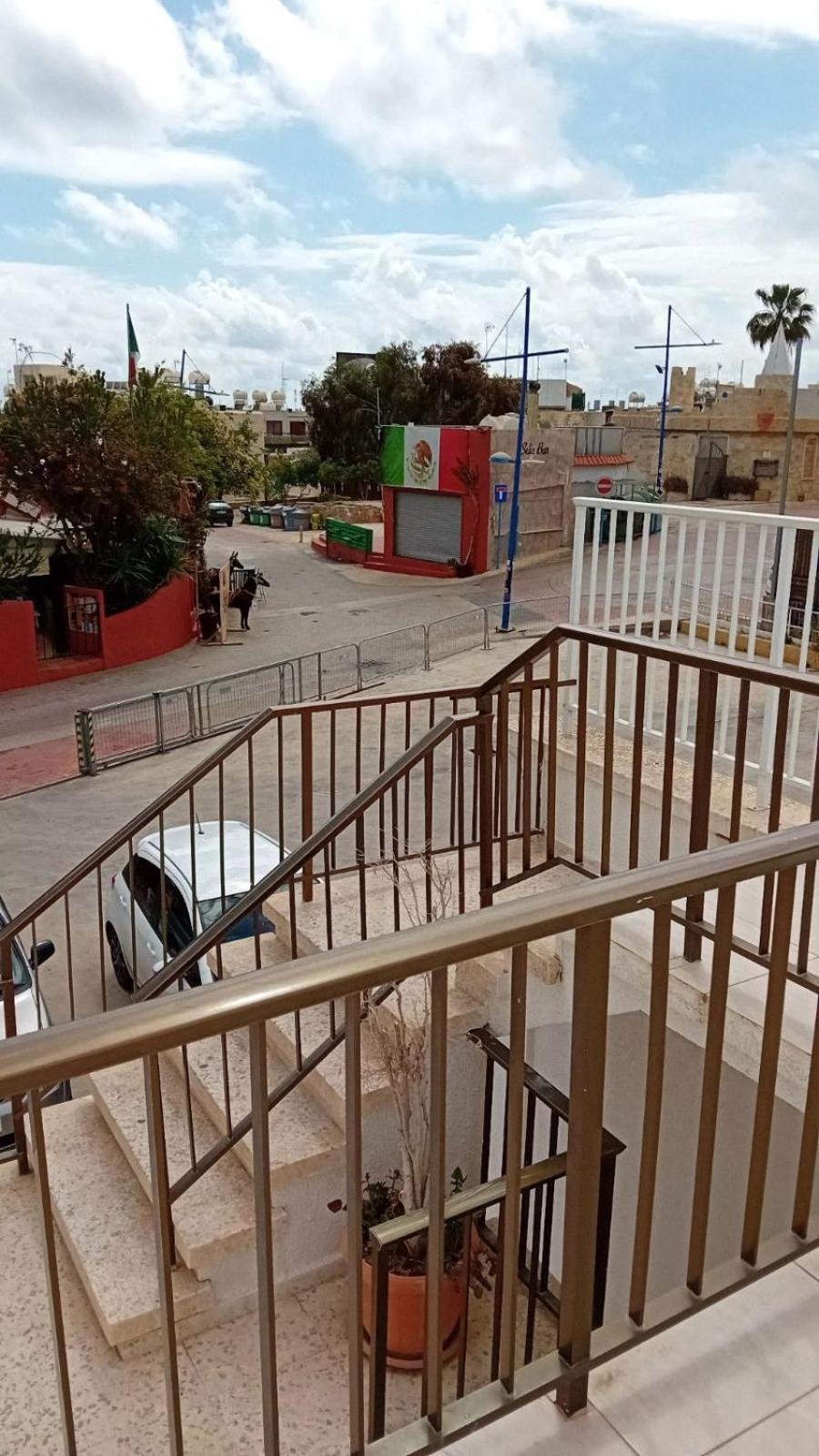 Napa Charles Apts أيا نابا المظهر الخارجي الصورة